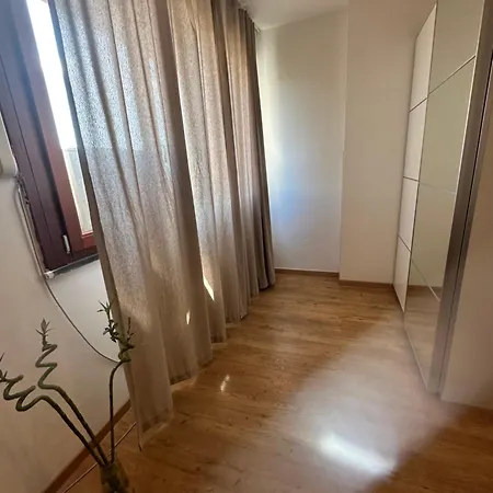Cozy Apartment *